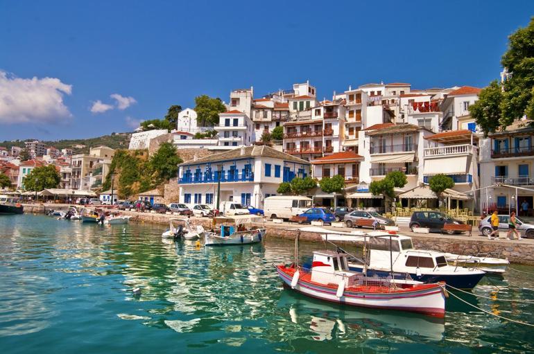 Ελληνικά νησιά: πώς να πάτε εκεί, πού να μείνετε