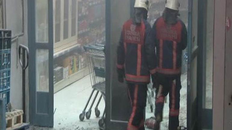 Kağıthane’de molotoflu ve ses bombalı saldırı