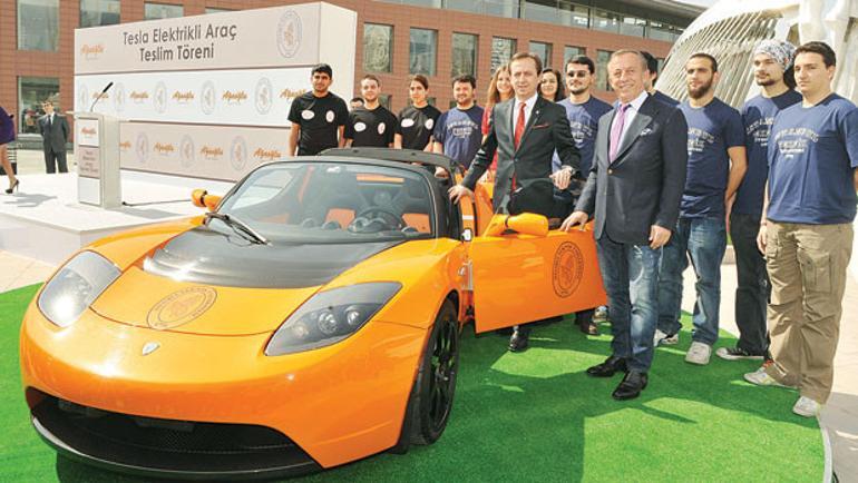 Ağaoğlu 2018’e milyarlık enerji projesiyle geliyor İlk imza atıldı