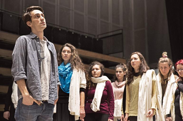 ‘The Suppliant Women’ on stage for the rights of women and refugees