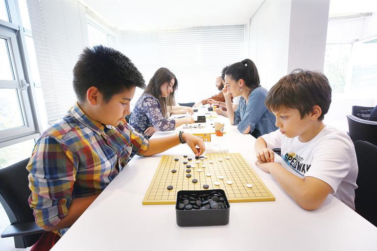 Ancient mind game ‘Go’ becomes popular in Turkey