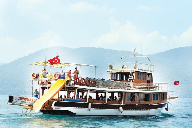 Daily boat tours organized to Gökova coves