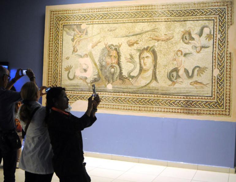12 ‘Gypsy Girl’ mosaic pieces to return to Turkey from US