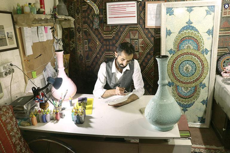 Tiles shine in the dark