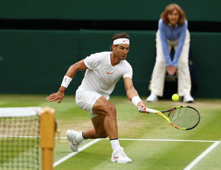 Djokovic targets top spot in Paris as Nadal returns from injury