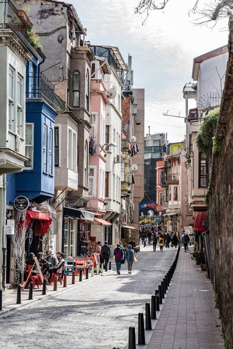 ‘Gender and Memory Walks’ unearth hidden secrets of Istanbul