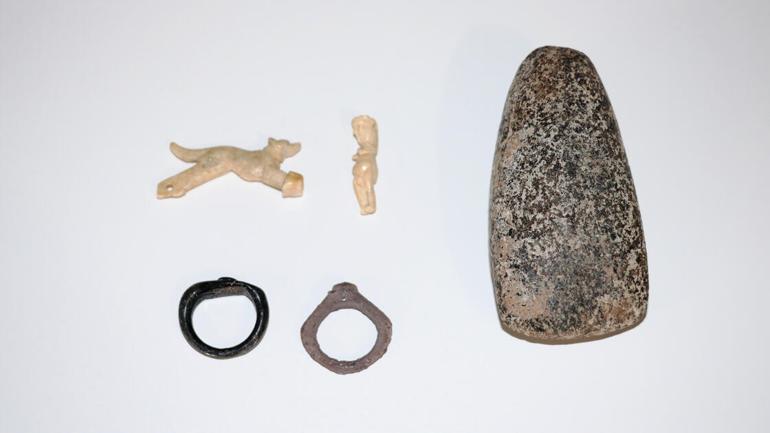 1,600-year-old pendants unearthed in Assos excavations