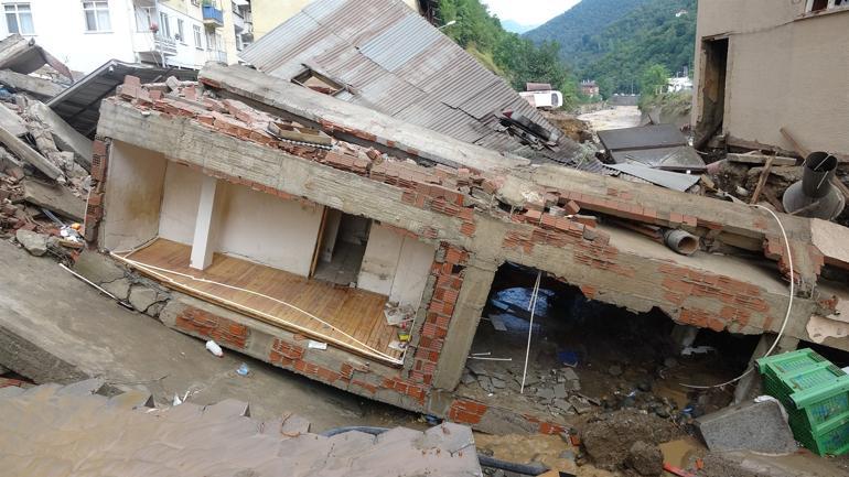 Death toll from northern Turkey flash floods rises to eight