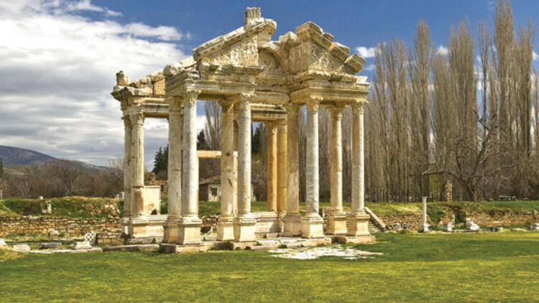 Ministry flags 10 unique archaeological works