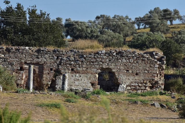 Apollon’nun kehanetiyle Magnetlerin kurduğu şehir: Magnesia Apollon’nun kehanetiyle Magnetlerin kurduğu şehir: Magnesia