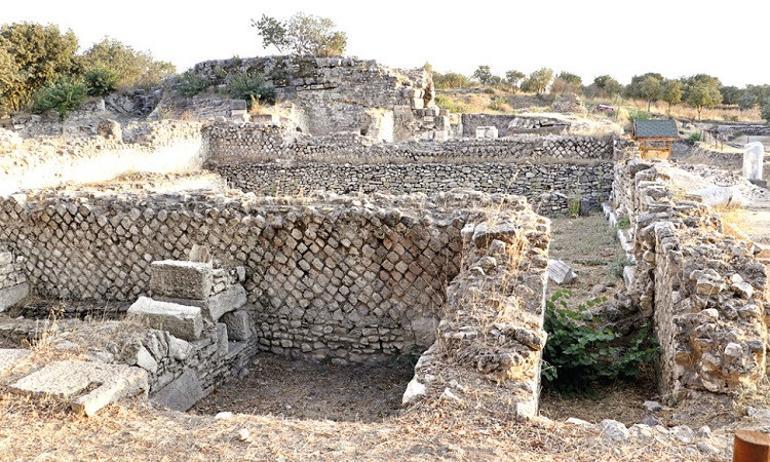 A life devoted to ancient cities