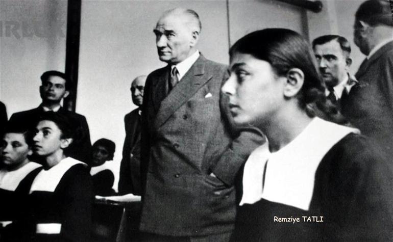 Woman in iconic Atatürk photo dies at age of 99