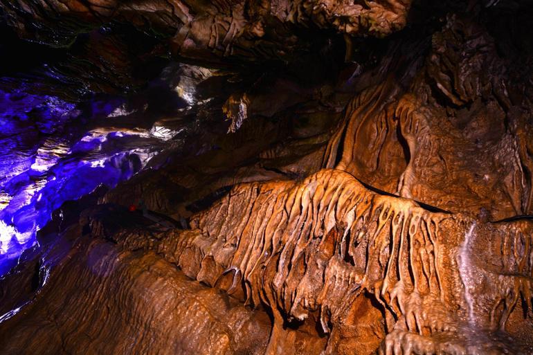 Çal Cave luring visitors despite pandemic