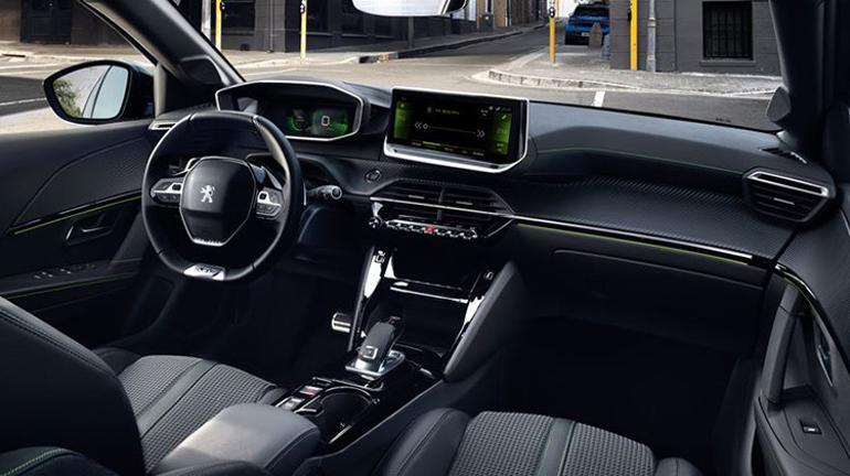 Yeni Peugeot 208 ile Karlı Bir İstanbul Günü Tanıştık