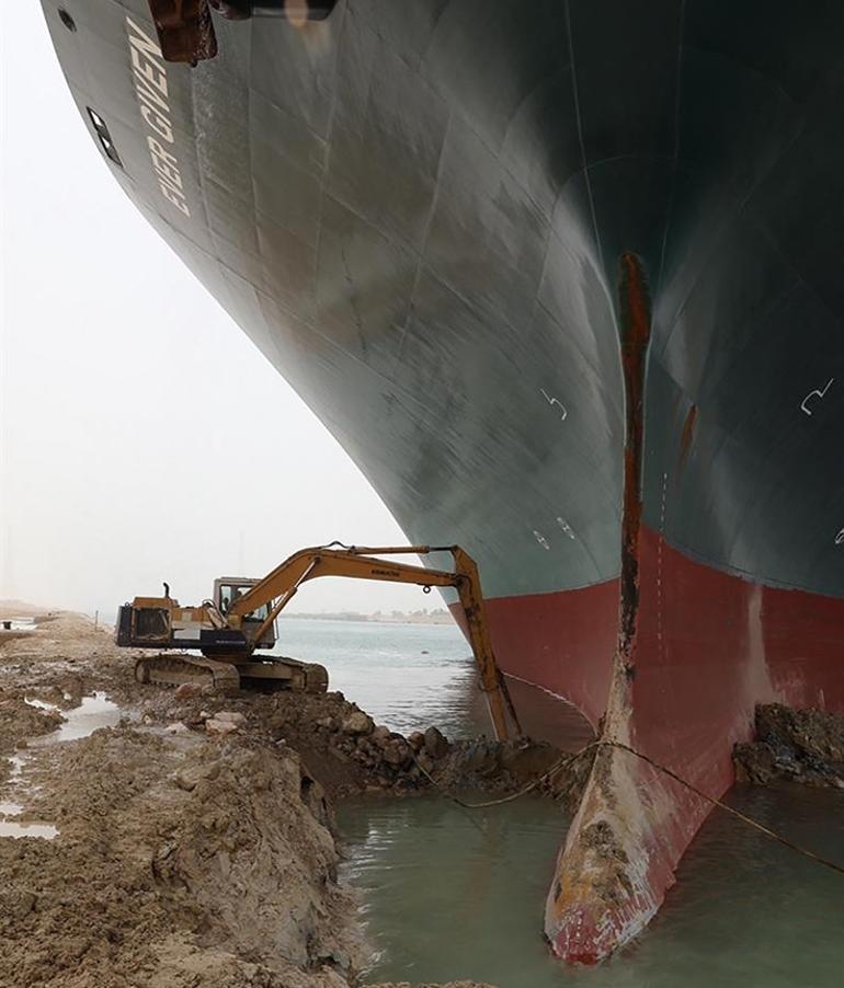 Stuck ship in Egypt’s Suez Canal imperils shipping worldwide