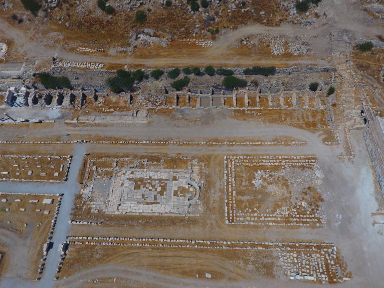 Art center of ancient era welcomes visitors