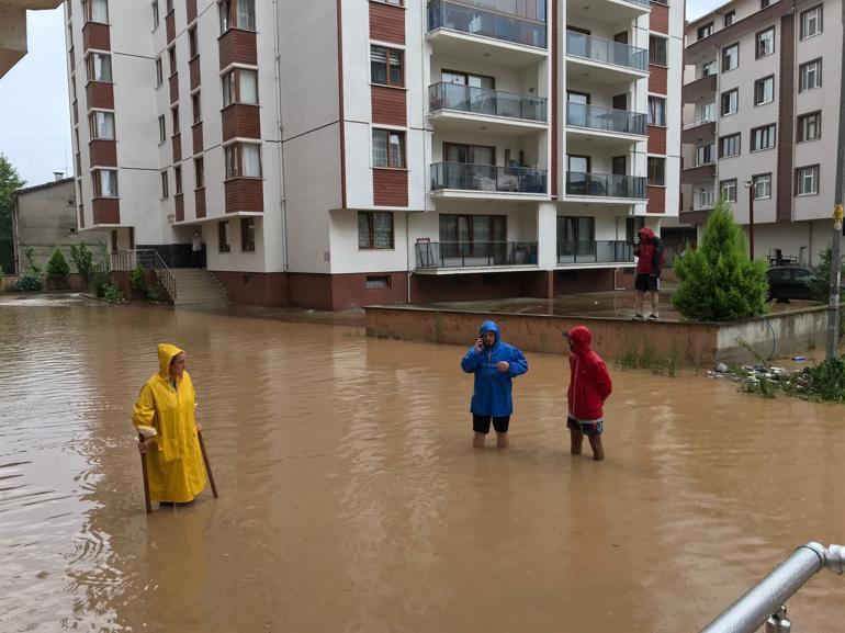 Some 200 people evacuated as heavy rain hits Black Sea province of Rize