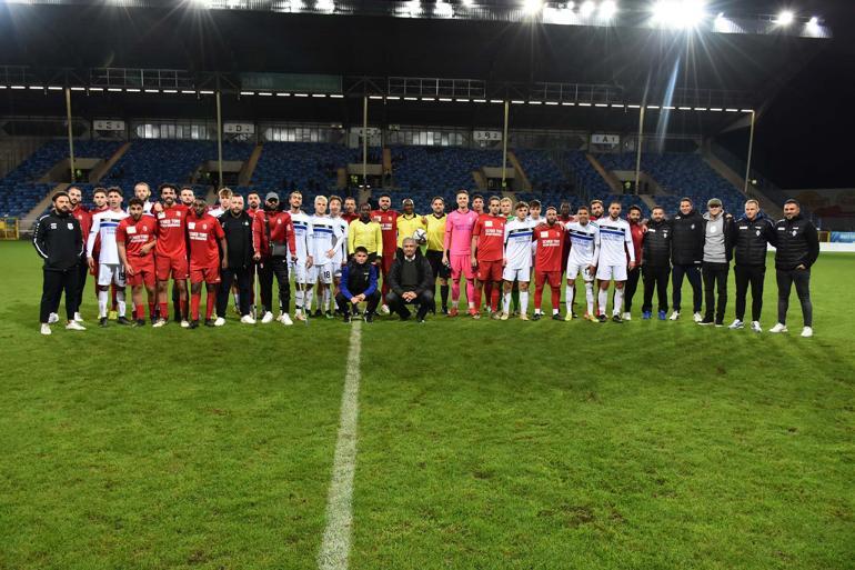 Irkçılığa üç gol