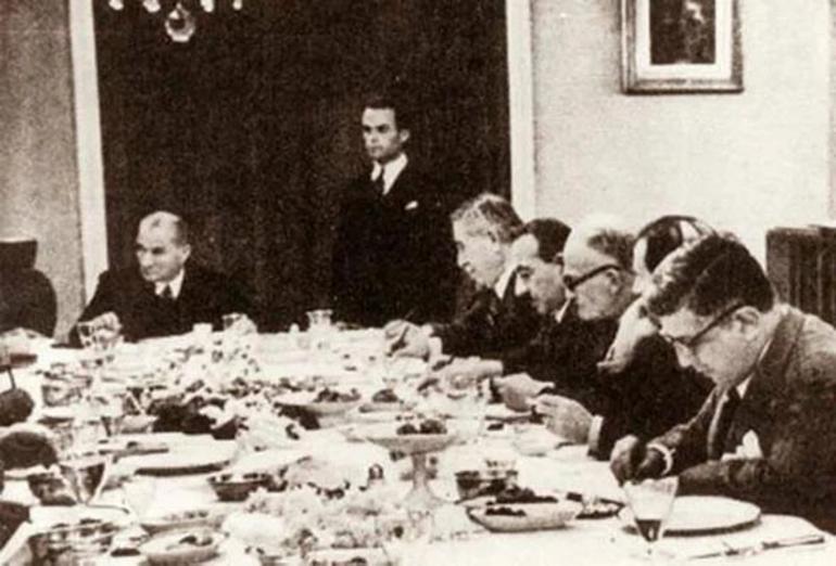 Gazi Mustafa Kemal Atatürk şerefine Bursa’da verilen ziyafet