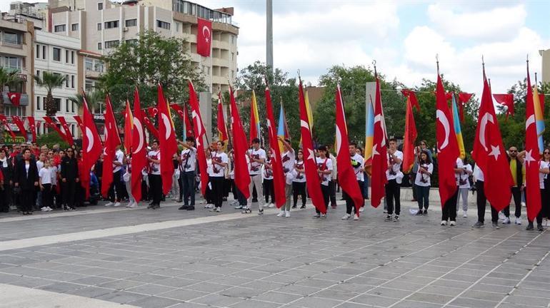 Nation marks Youth and Sports Day, commemorates Atatürk