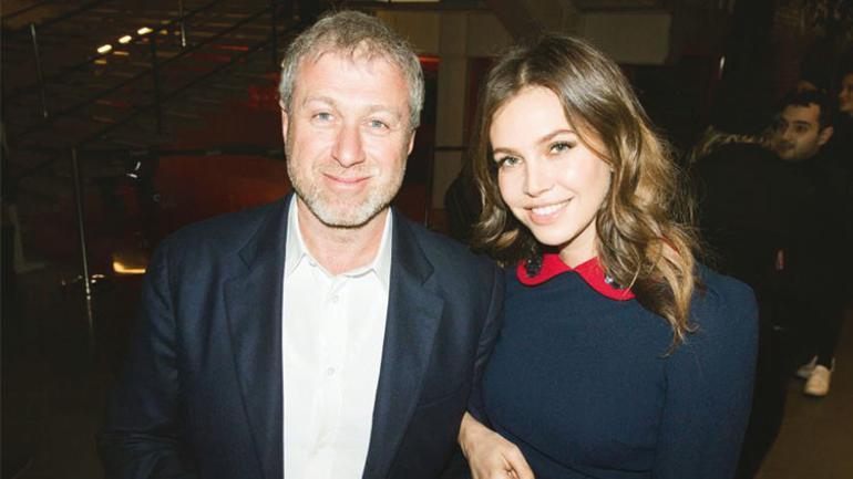 Murdoch’ın yeni aşkı Abramoviç’in eski kayınvalidesi