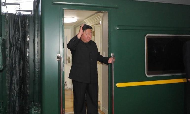 Şimali Koreya lideri Kim Çen In Rusiyada Putinlə görüşəcək