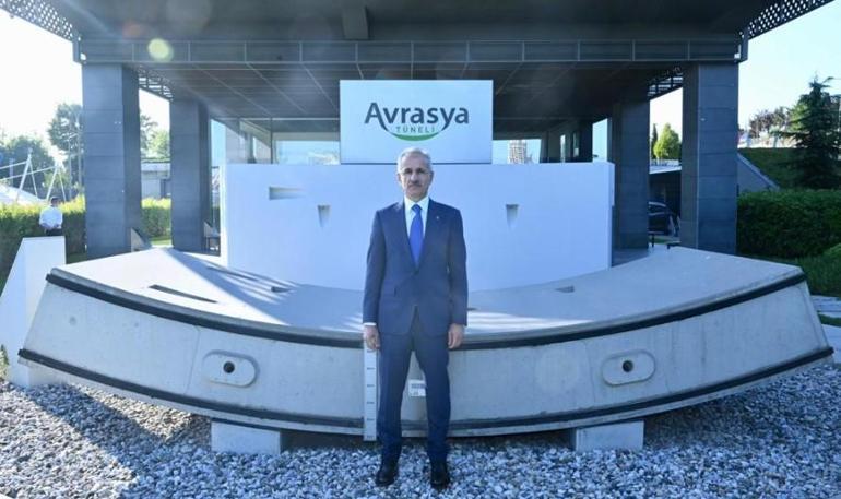 Bakan Uraloğlundan Avrasya Tüneli açıklaması: Günlük geçiş rakamları garantiyi aştı