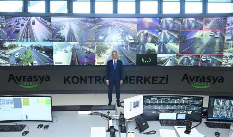 Bakan Uraloğlundan Avrasya Tüneli açıklaması: Günlük geçiş rakamları garantiyi aştı
