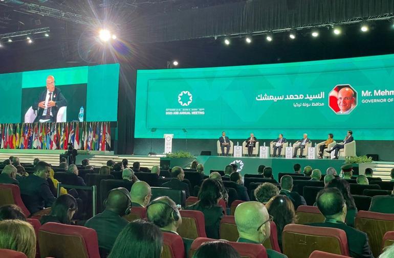 Bakan Şimşek AIIB yıllık toplantısına katıldı