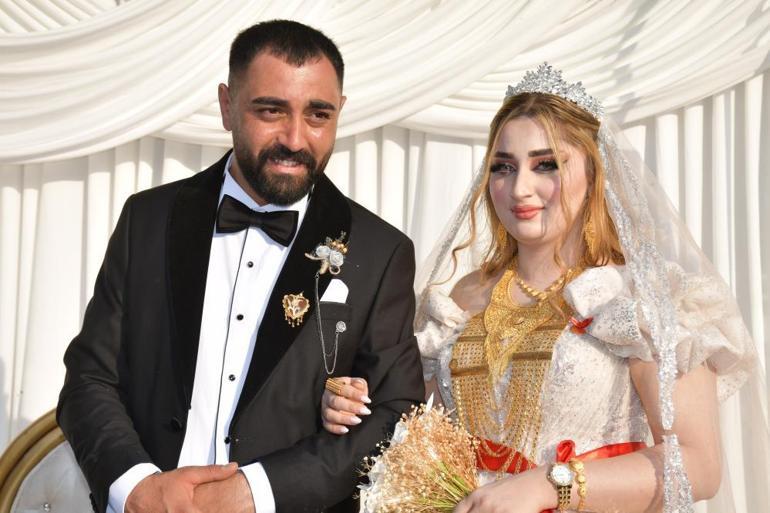 Sosyal medya fenomeni Tıvorlu İsmail oğlunu evlendirdi Binlerce kişi katıldı, 7 milyon TLlik takı takıldı