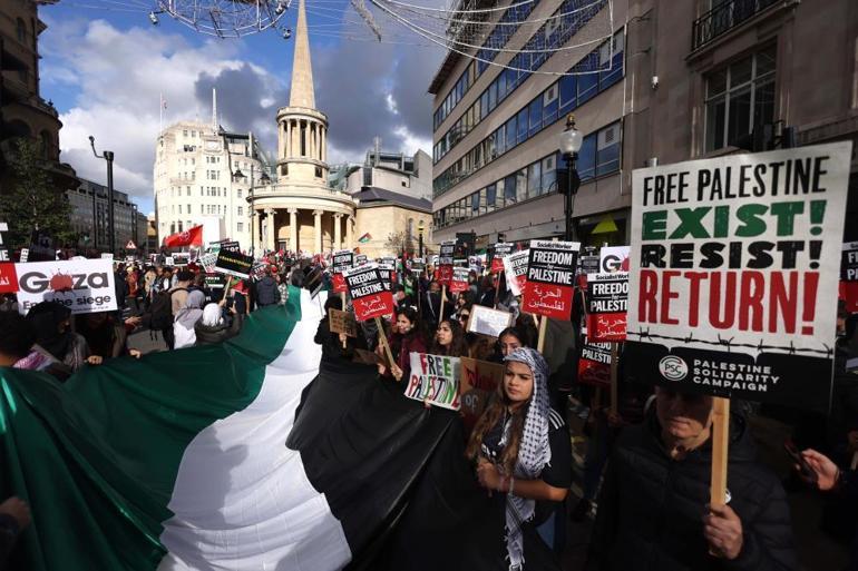 Londrada Filistin’e destek protestosu