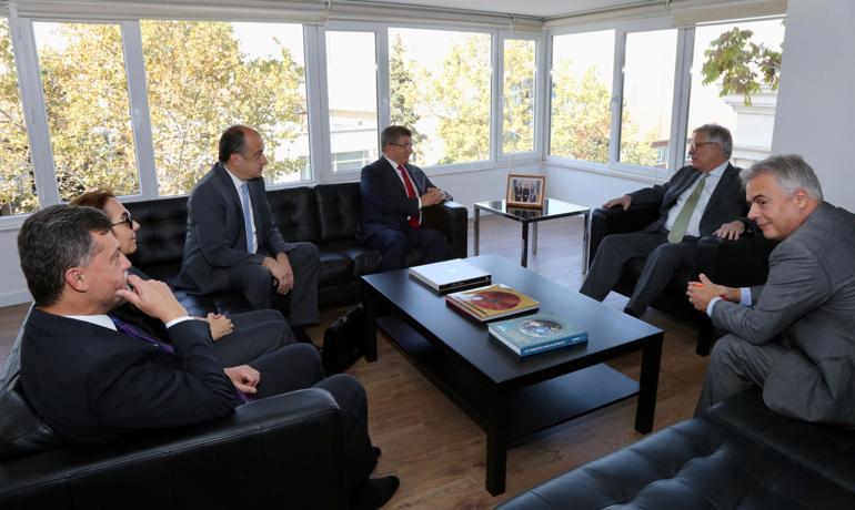 Davutoğlu: Türkiyenin güvenlik açısından çok senaryolu planlama içine girmesi lazım