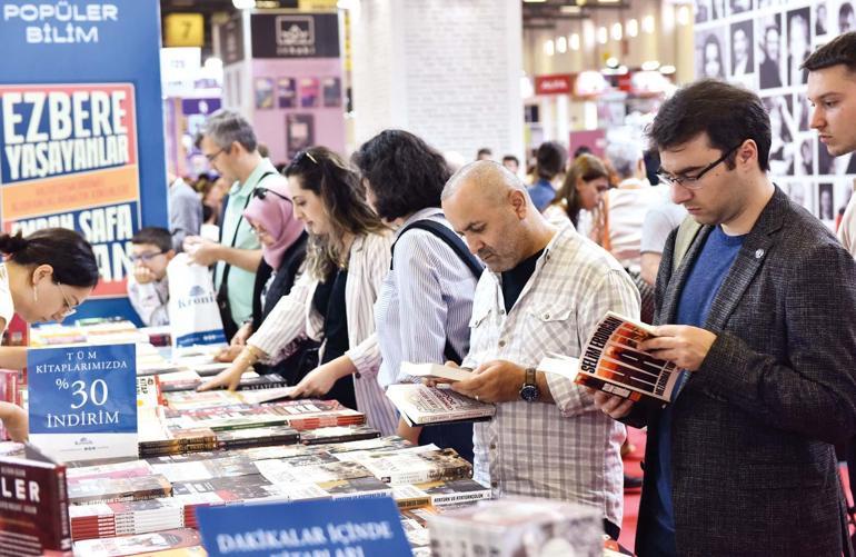 Kitap Fuarı’nda geçen kırk yıl