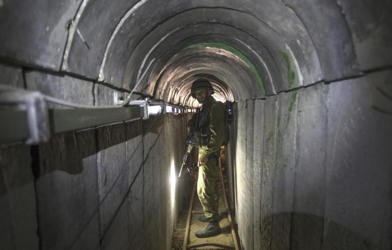 İsrail HƏMAS tunelləri üçün düyməni basdı Qan donduran sözlər: Bura ölüm zonası olacaq...