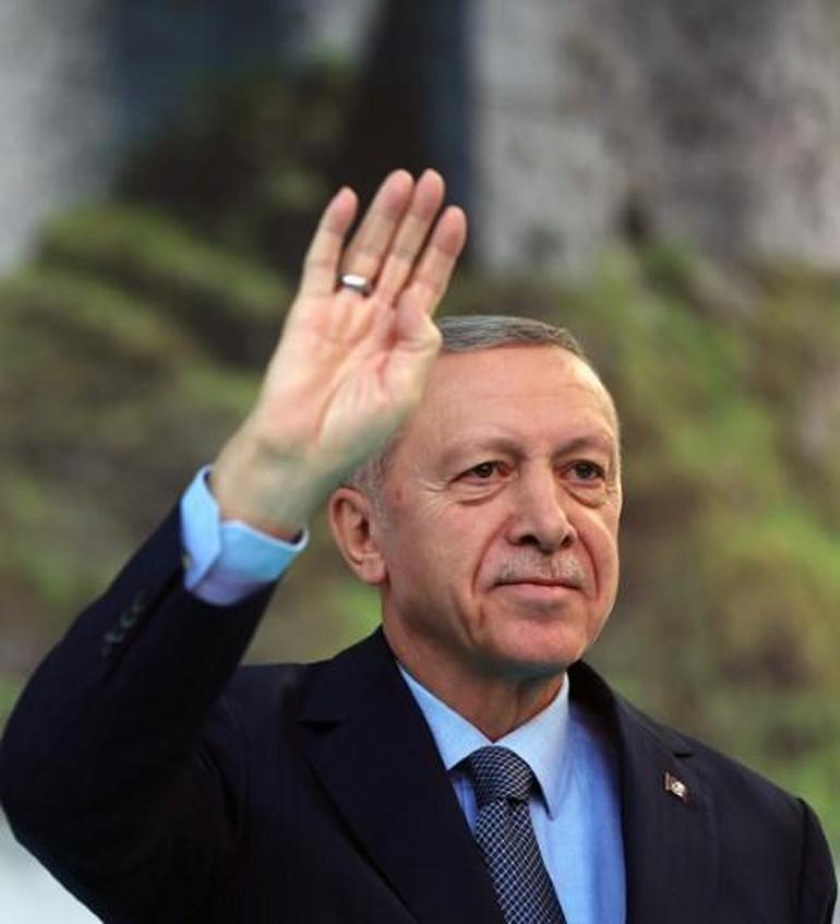 Cumhurbaşkanı Erdoğan: Kılıçdaroğlu ve Özel teröristlere selam gönderdi, al birini vur ötekine