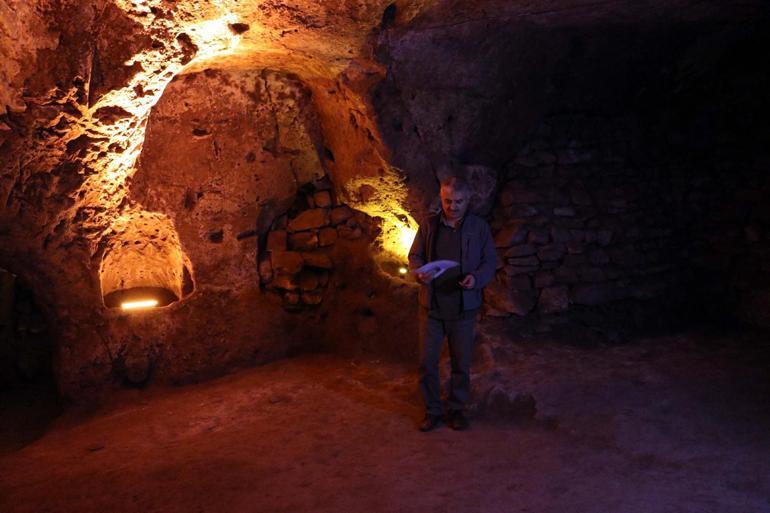 Evinin altındaki 2 bin yıllık yer altı şehri ortaya çıktı Kapadokyadakinin birebir aynısı