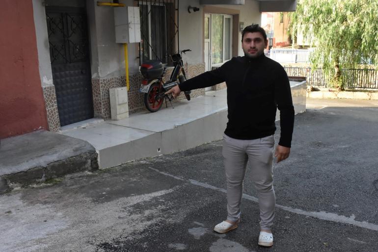 �zmir'de keserle kediye sald�rd�