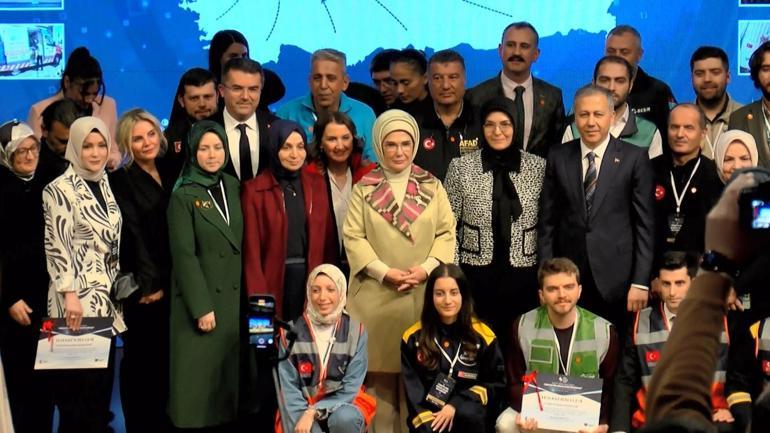 Türkiye Gönüllüler Buluşması... Emine Erdoğan: Türkiye milli gelirine oranla dünyanın en cömert ülkesi