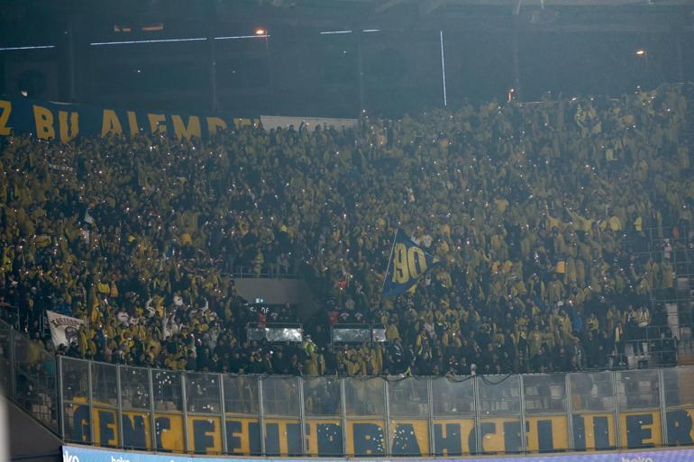 Mustafa Denizliden Beşiktaş - Fenerbahçe maçı yorumu: Kalede Mert Günok olmasa fark olurdu