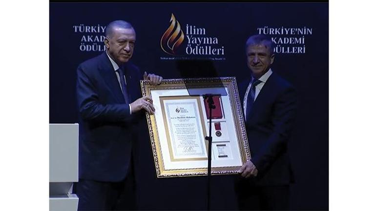 Son dakika: İlim Yayma Ödülleri Takdim Töreni... Cumhurbaşkanı Erdoğan’dan önemli açıklamalar