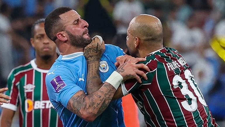 FIFA Kulüpler Dünya Kupasında son düdüğün gelmesinin ardından saha karıştı Felipe Melo, Manchester Citynin yıldızlarıyla birbirine girdi...
