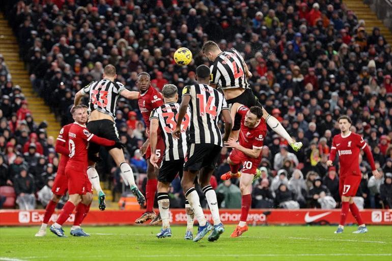 Liverpool - Newcastle United maçında biz ne izledik öyle Tarihe geçen gol beklentisi rakamı, Jürgen Kloppun korku dolu anları...