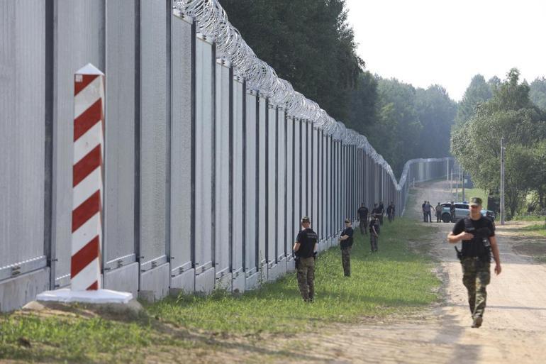 Avrupada savaş alarmı: Almanya süre verdi, Baltık ülkeleri sınıra sığınak inşa ediyor