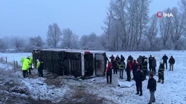 Kastamonuda otobüs devrildi Vali acı haberi açıkladı: 6 can kaybı, 33 yaralı