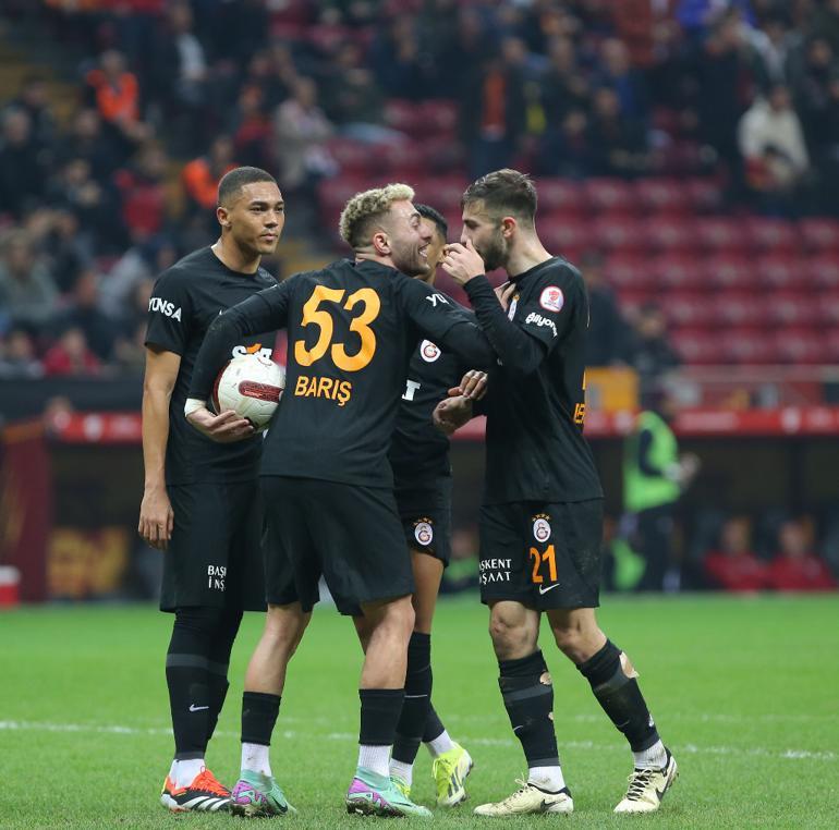 Galatasaray - Bandırmaspor maçında ilginç anlar İlk penaltıyı taş-kağıt makas belirledi, ikincide anlaşmazlık çıktı