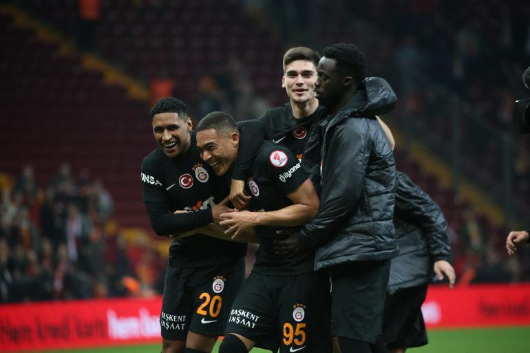 Galatasaray - Bandırmaspor maçında ilginç anlar İlk penaltıyı taş-kağıt makas belirledi, ikincide anlaşmazlık çıktı