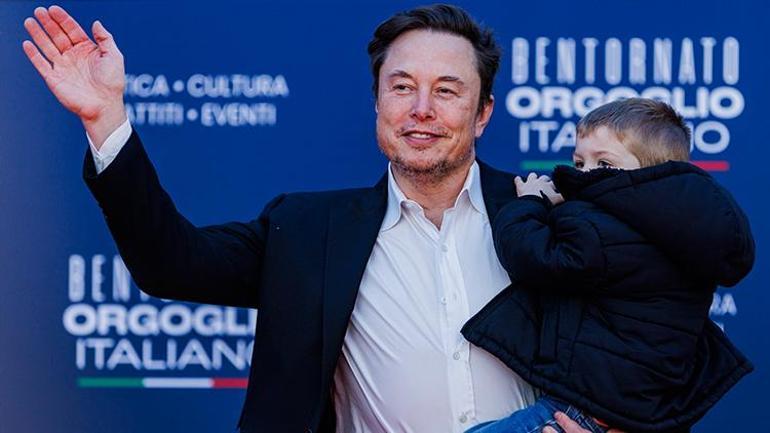 Diziden kovulan ünlü oyuncu dava açtı… Tüm masrafları Elon Musk üstlendi