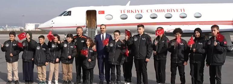 Son dakika... Türkiyenin ilk astronotu Gezeravcı yurda döndü