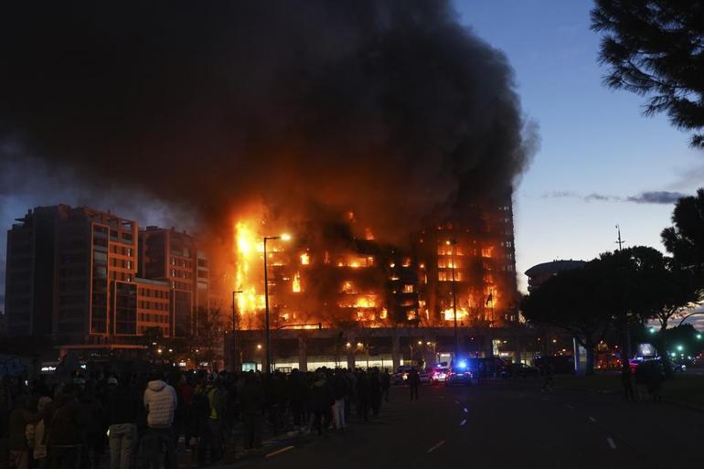 İspanya cehennemi yaşadı Valencia yangınında bilanço artıyor: Binadan sağ çıkan olmayacak