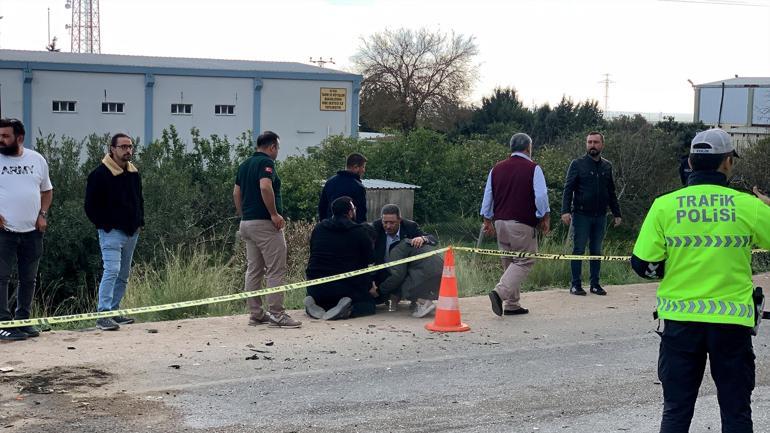 Adanada korkunç kaza Otomobil takla atarak karşı şeride geçip işçi servisine çarptı: 2 can kaybı, 14 yaralı